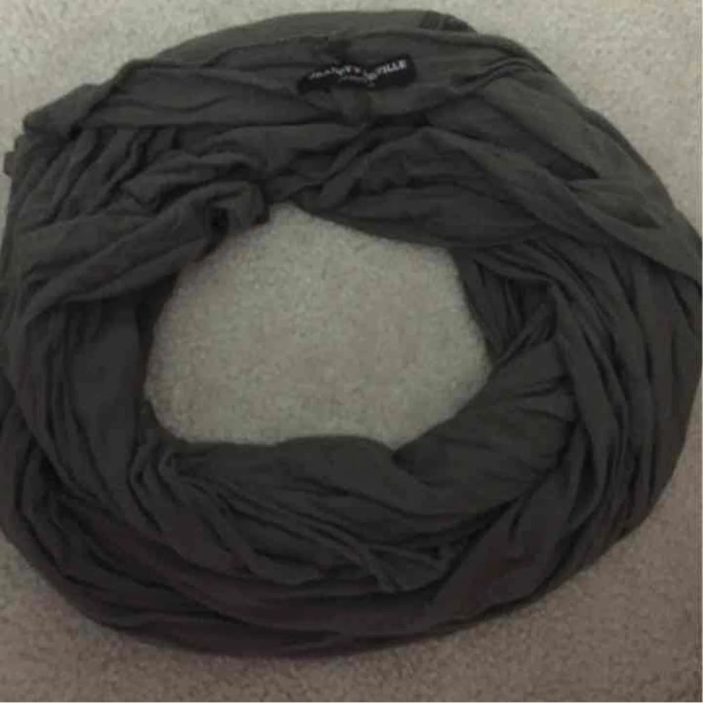 Brandy Melville Army Green Scarf